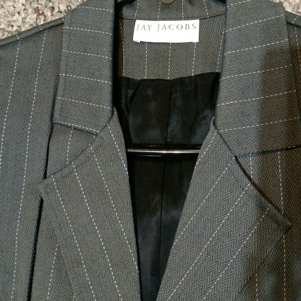 Suit - image 5